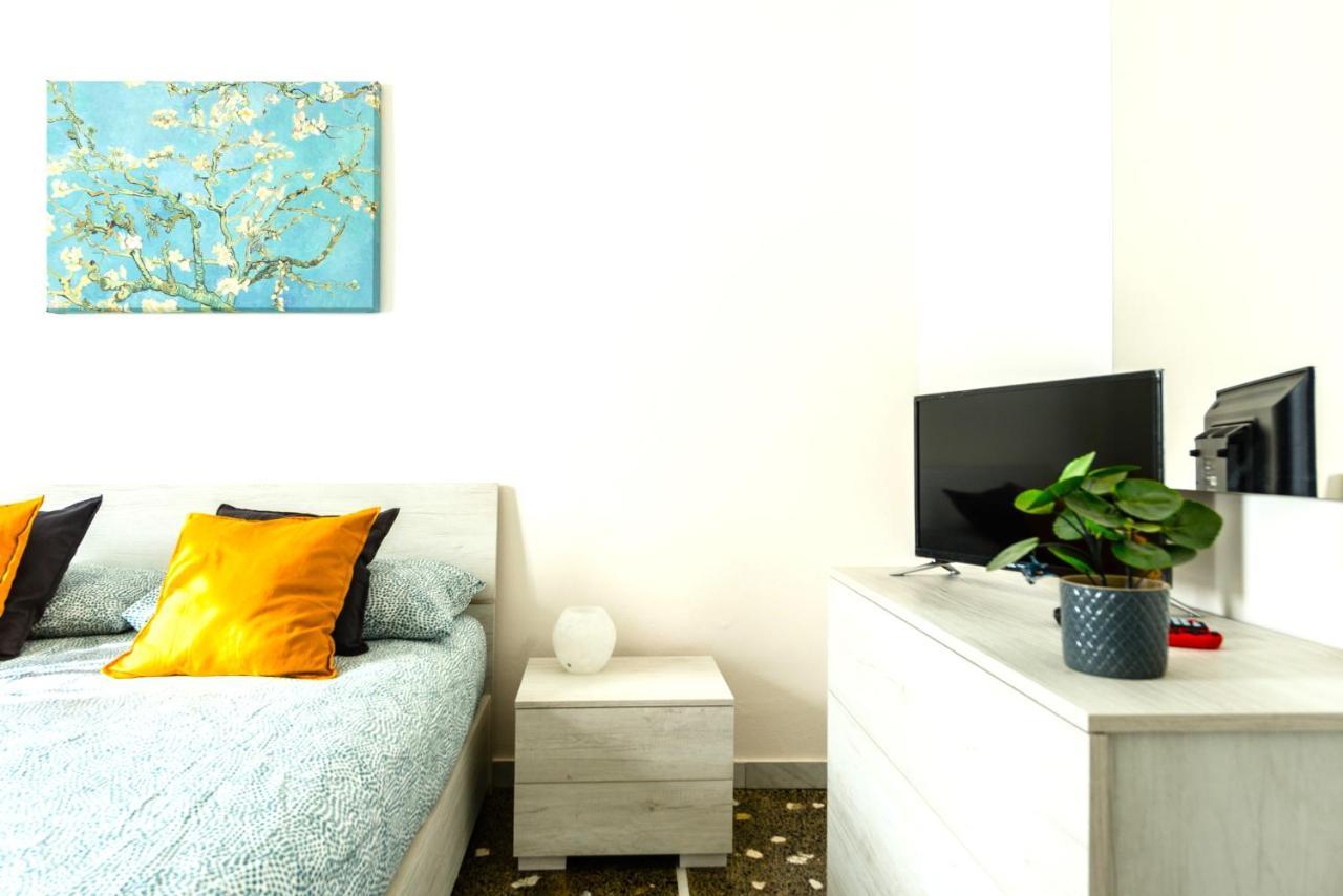 Hostly - The Urban Garden House - 3 Bedrooms, Garden, Great Location! Pisa Esterno foto